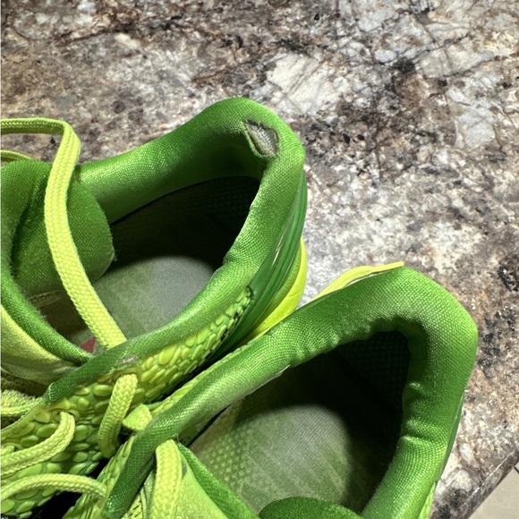 Nike Other - Nike Zoom Kobe 6 Protro Low Grinch “PreOwned”